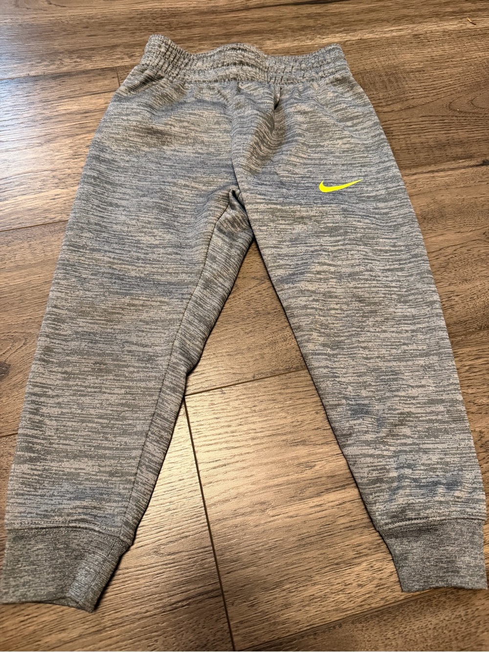XS 4(3/4) Nike track pants